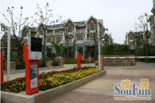 大独栋,小区首排,采光很大,房东诚心出售。