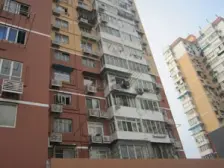 新华板块近交大站 高层电梯全明两房带阳台 有附送面积 精装修