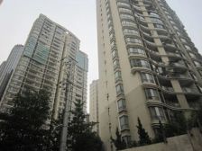 莱诗邸花园:高区稀缺四房,带100平大露台,有地下车位,诚售