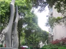 华山花苑地铁口电梯房宜居两居室
