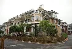 中间套排屋,南入户花园,低总价排屋