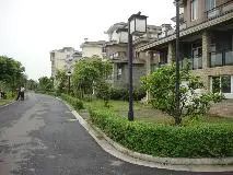 吉祥好房东边套大排屋带侧方花园150平左右