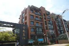 金色東江满两年 美式精装修 跃层式 带车位
