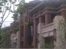 绿地香颂,联排别墅中间套,精装修出售