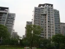 新挂牌+带边窗+中芯位置+纯毛坯+近地铁+张集