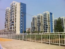 临港新城大三房 宽敞舒适 近宝龙万达 配套齐全