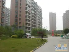 采光充足,配套完善,小区中心位置,交通便利