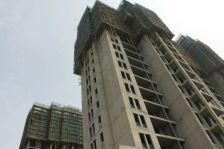 2013年次新房,龙阳路地铁站五轨交汇,人车分流