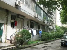 内环内,和平公园,边套全明2卫,南阳台,中间楼层