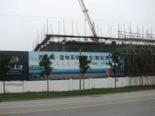 精装 三层电梯复试楼 南北通 全新装修 拎包入住