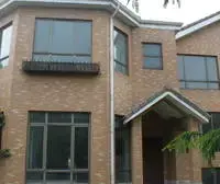 双拼边套大花园 南进门南花园 中心位置私密性好