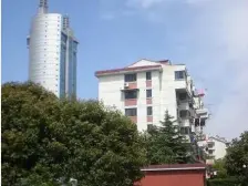 满五年 看房方便 位置安静 采光好 户型整齐