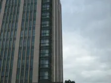 店总推荐 房东诚意出售 河景房 人车分流