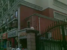 宜山路地铁口,配套齐全,交通方便