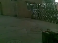 百第宜山大楼 1室0厅 南