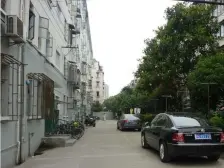 一梯三户,小户型,交通便利,居家装修