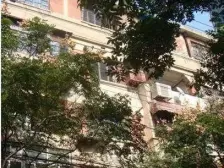 静安区内环以内五月花广场对面中楼层近D铁 南北东边套2室1厅