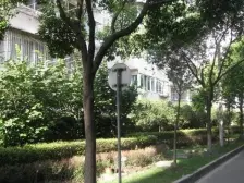 房子南北通透,冬暖夏凉。出行便利,商圈完善