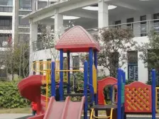 墅质小区 05年房龄 地铁口 采光佳楼层好,满五年