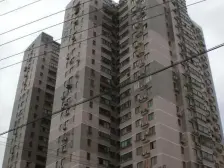 电梯正规低总价三房,地铁口,单价低,看房方便