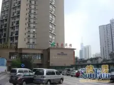 绿地海悦 1室1厅 西北