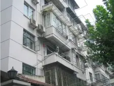 近内环 轨交虹桥路站双轨交通 多层步梯二楼 南北两房 带阳台