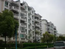 单价低+带大露台+上下两层+近地铁+钢混结构+诚意出售