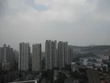 正规三房双卫电梯房,带露台,可种花,可养鸡