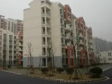 这是地下产权车位,近地铁+车库门口位置+面积大