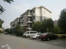 双轨交地铁澜茵西区小区环境优美居住舒适