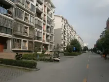 近地铁 地铁300m左右,商圈成熟,看房方便