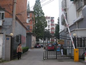 新村好房总价低不靠路小区安静停车方便