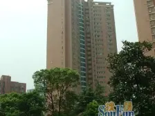 嘉兰大厦 4室2厅 南 北