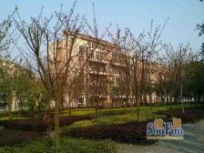 江南小区 4室2厅 南