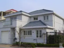 三层独栋别墅 北入户南花园 北面位置开阔 剑平背包