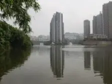 回兴 银鑫莲花半岛二房108万