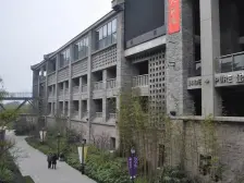 看中庭绿化精装房,出行交通便利,保养好诚心出售