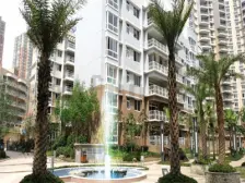 视野开阔,看别墅高尔夫,楼层适中,采光好,位置安静