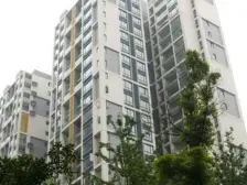 门口就是9号线 5号线轻轨站出口 清水房 住家安静