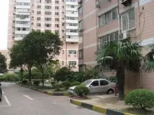 边套户型,高区阳光充足,景观视野很不错!!