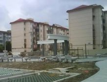 主卧朝南,交通便利,环境优美,居家装修