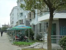 此房户型手续齐全,格局好,采光好,无遮挡,出行方便