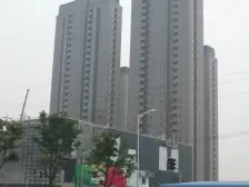 含车位面积,凤凰楼层,诚售,稀有大平层精装修,地铁口闹中取静