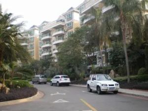 近大门口视野开阔望湖景户型方正三房两卫
