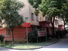 潼港前六村南北大俩房,满5V1,小区中间位置