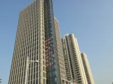 美韵公寓一室一厅70年住宅可上碧波!50米轻轨口靠近龙湖天街