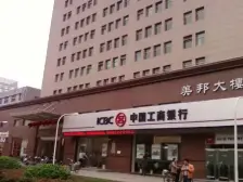 精装修地段优越带电梯,交通便利