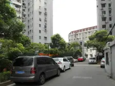 高荣小区+此房满五+户型方正+边套全明