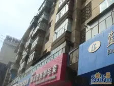 房子户型好,采光好,没有任何遮挡,南北通透精装修