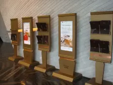 南山山与城二期联排端户 带花 园地下室